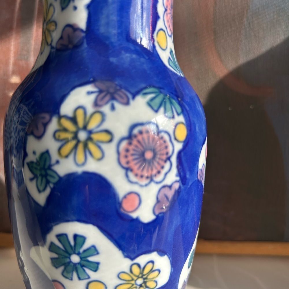 Vintage Dollarama Tall Shaped Flower Vase Blue / white - Picture 8 of 15
